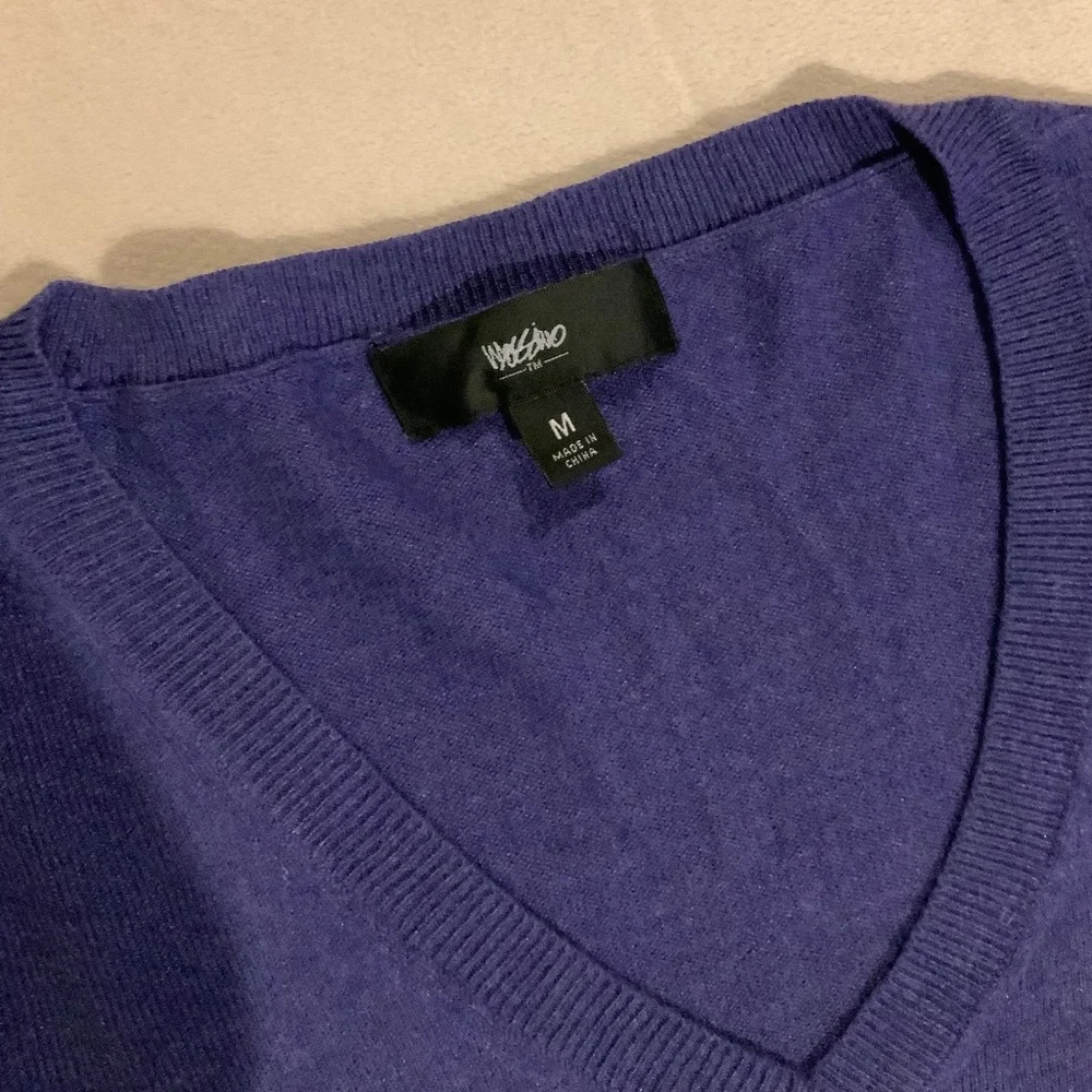 Mossimo Purple M V-neck Sweater Timeless Classic Cottagecore Golf Officecore